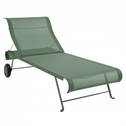 Fermob Dune Sunlounger · Cactus