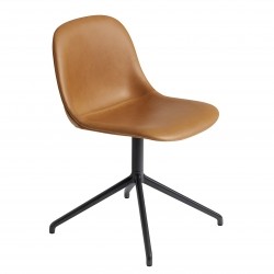 Muuto Fiber Side Chair Wood Fuldpolstret · Remix 183 · Sort