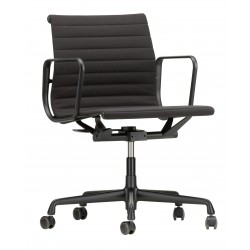 Vitra Eames EA 117