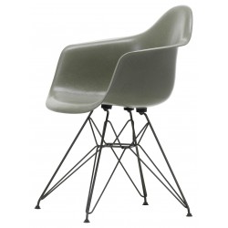 Vitra Eames DAR