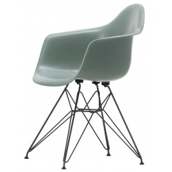 Vitra Eames DAR