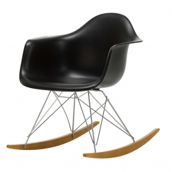 Vitra Eames RAR Krom/Lys Ahorn