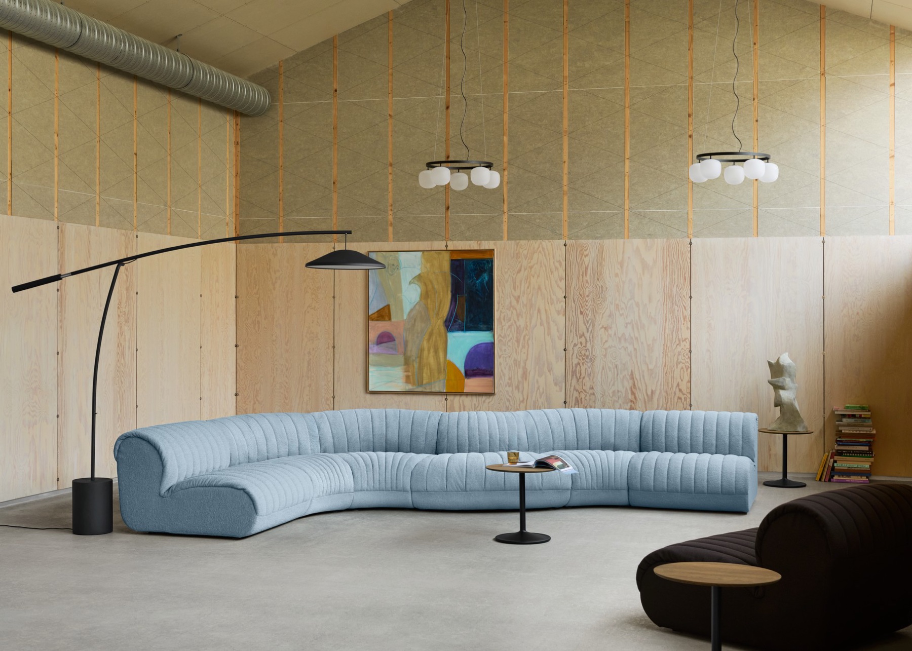 Muuto Coltre-sofa i en lys stue